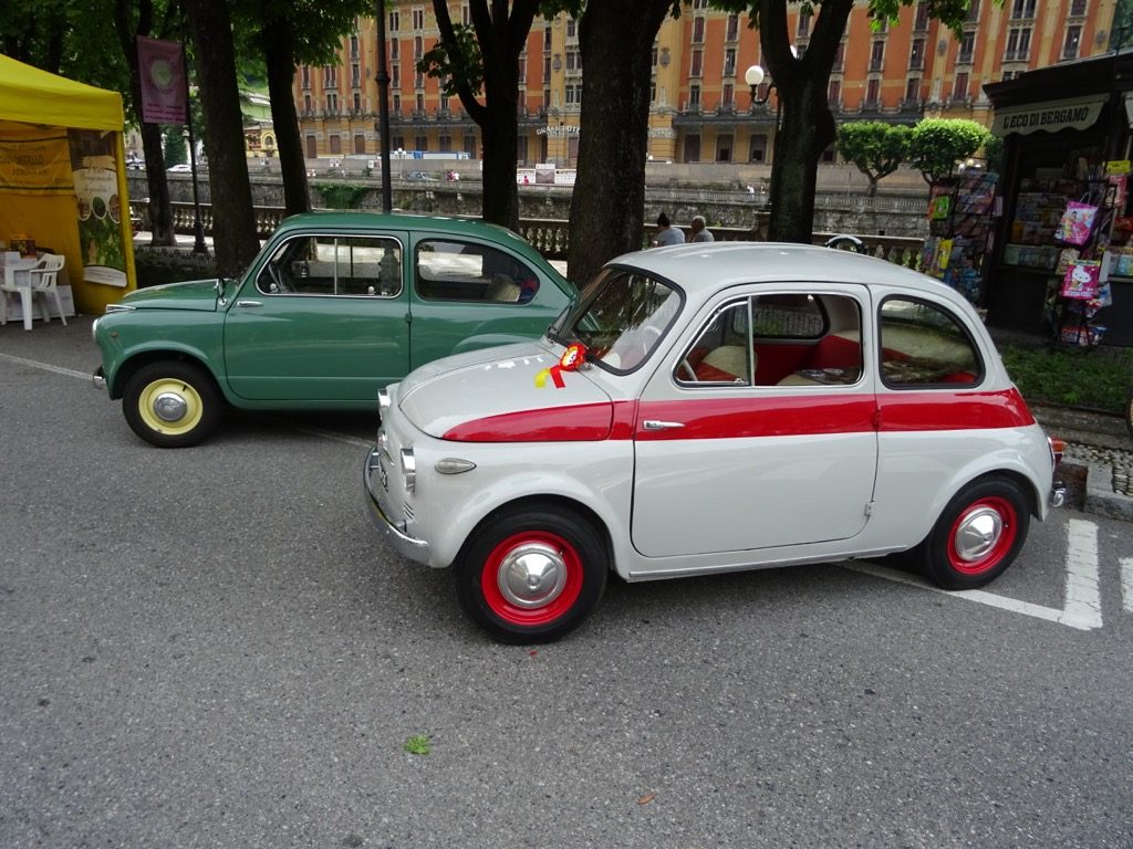 Concorso di eleganza per auto e moto d'epoca